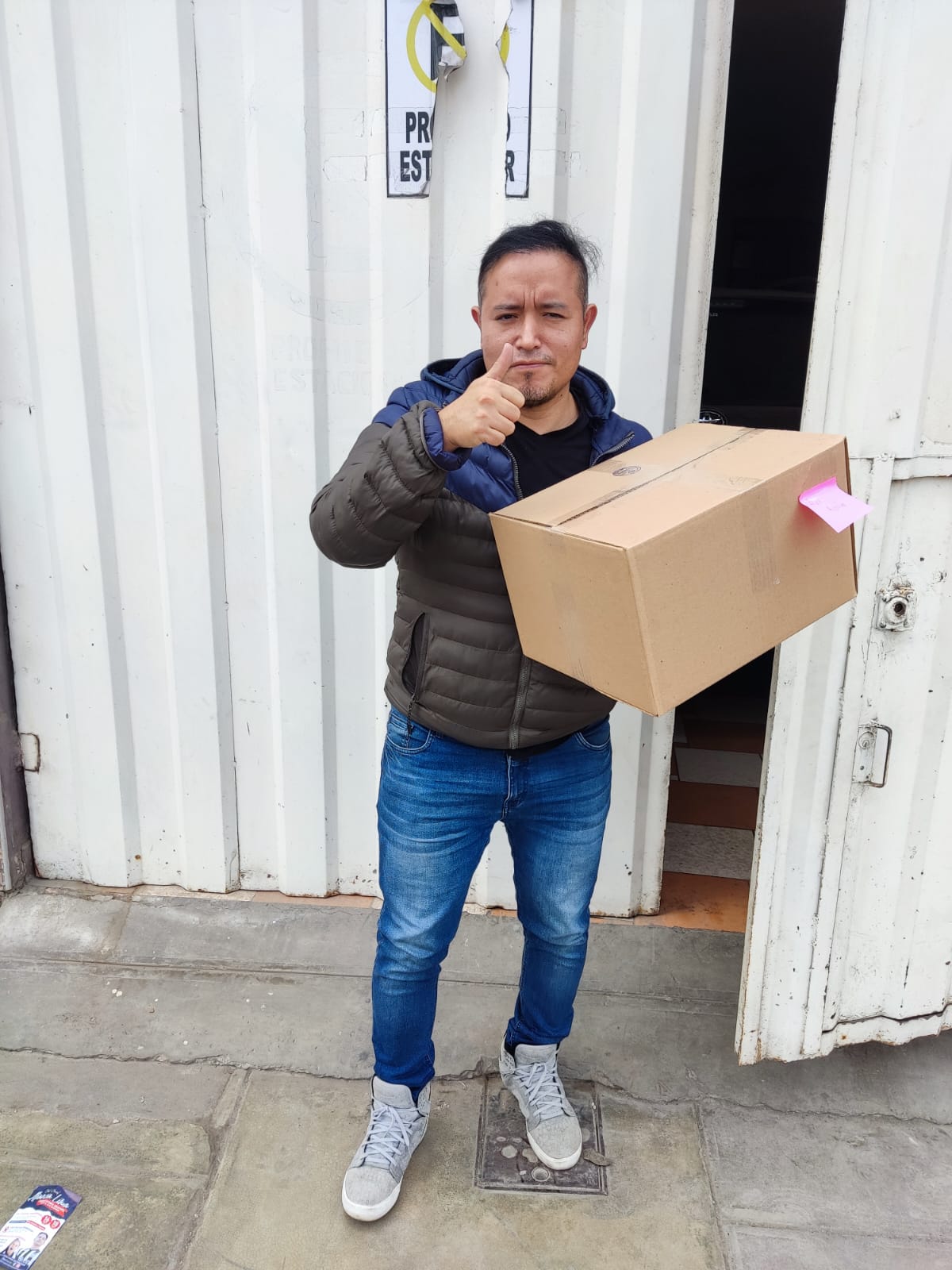 Aspiradora Sopladora Portátil Recargable 2 en 1 con Alta Succión